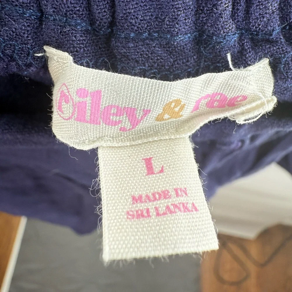 EUC Riley & Rae Flat Front Shorts - Picture 6 of 6